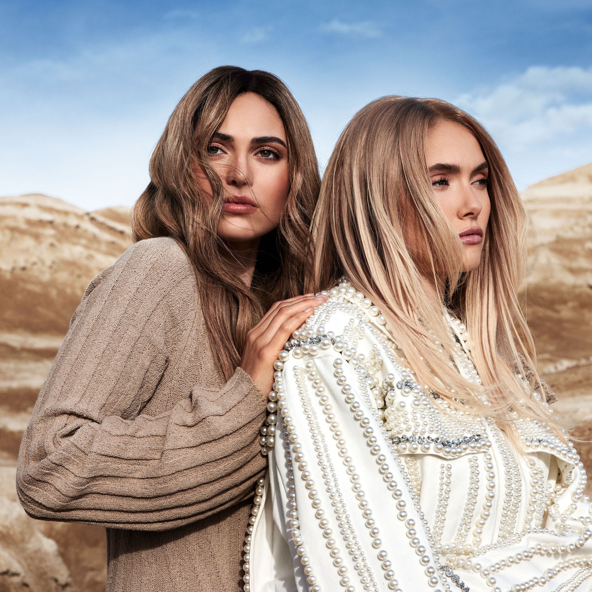 Sharp / Medium & Romantic / Short