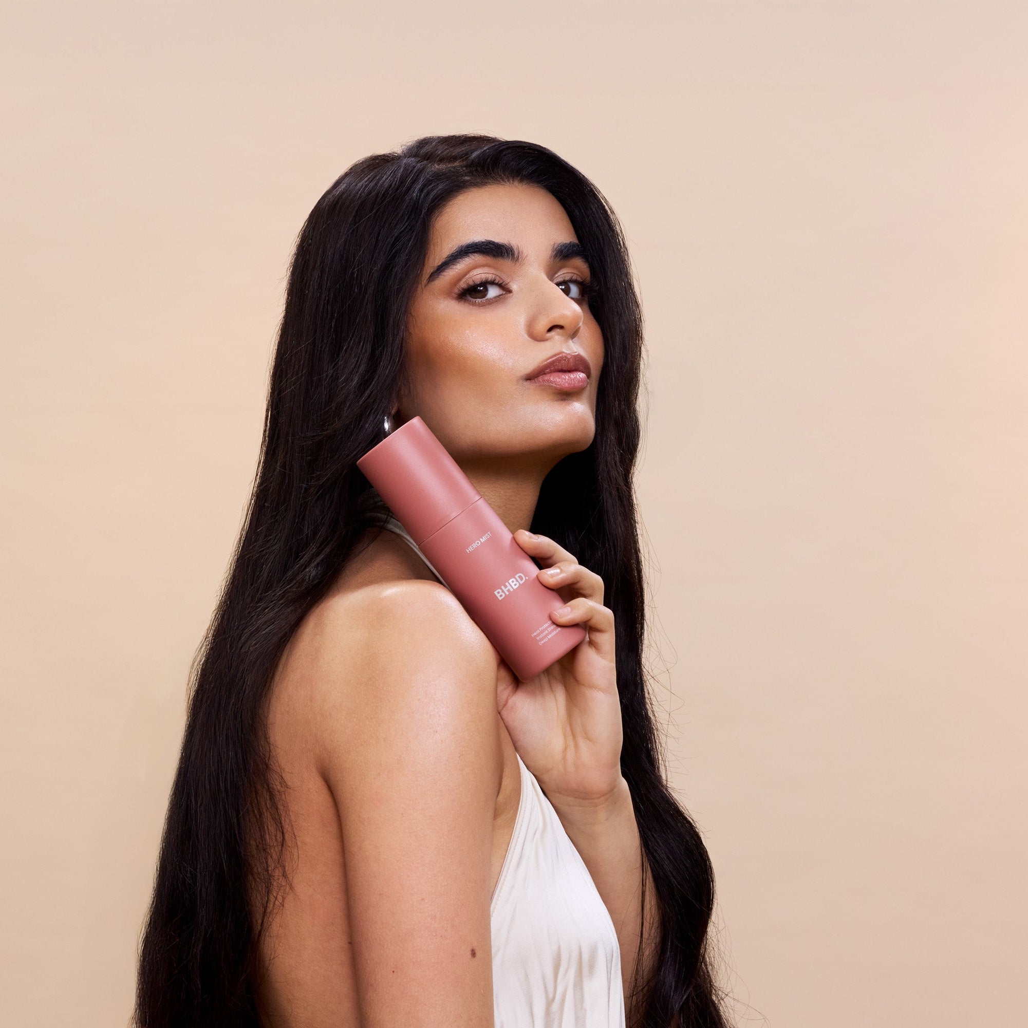 Hero mist - heat protection & leave-in conditioner spray