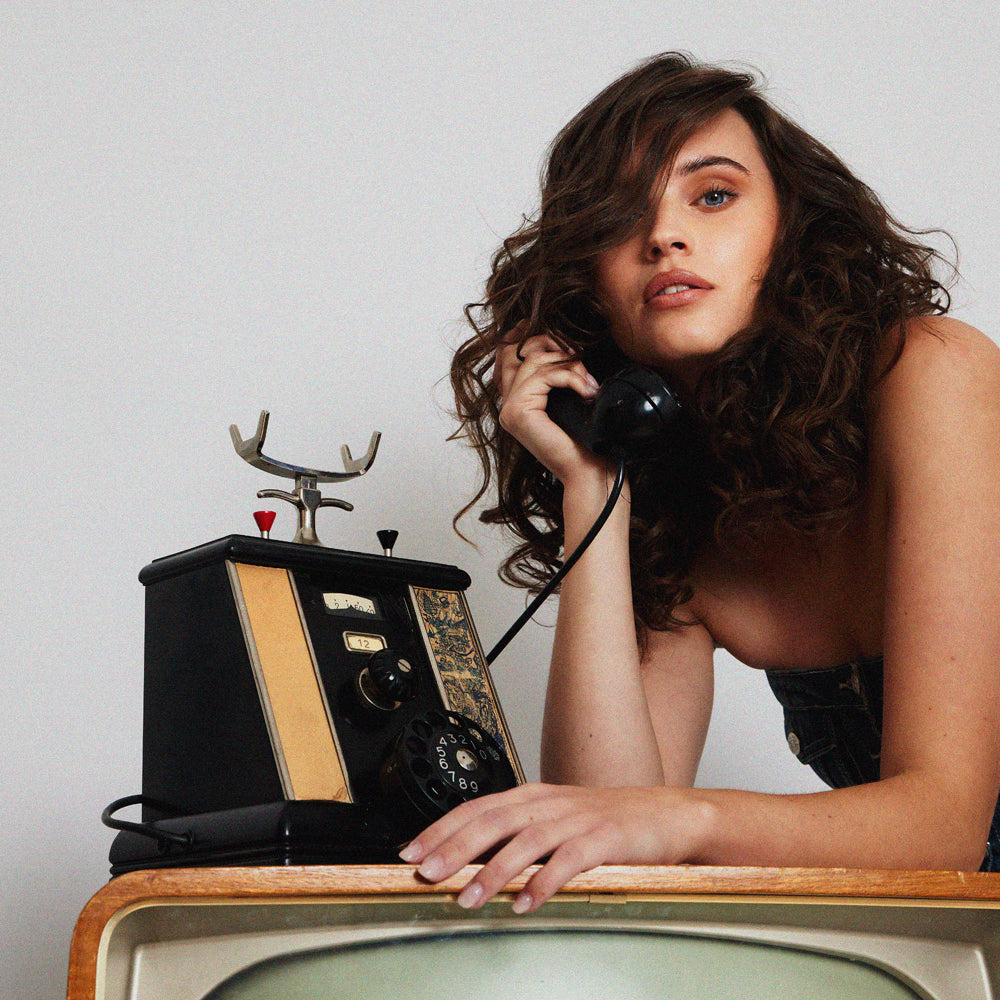 Elevate Your Hair Game with BHBD Hairband: Effortless, Seamless, and Stunning