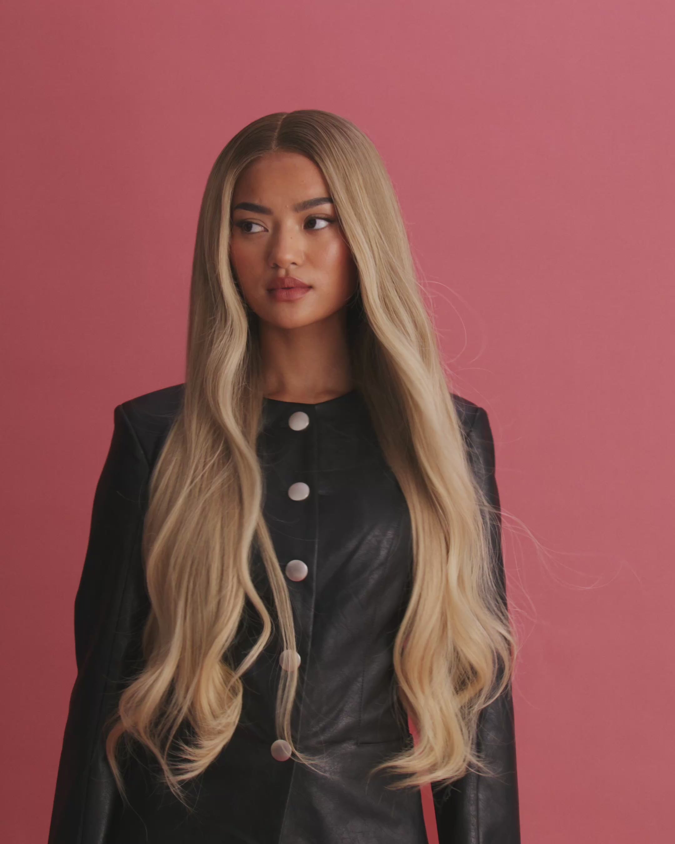 Video demonstration of BHBD Mila Wig 65 cm – shows the cool medium blonde human hair wig transitioning into a light warm blonde length with softly layered 65 cm length, highlighting the natural movement and sun‑kissed look