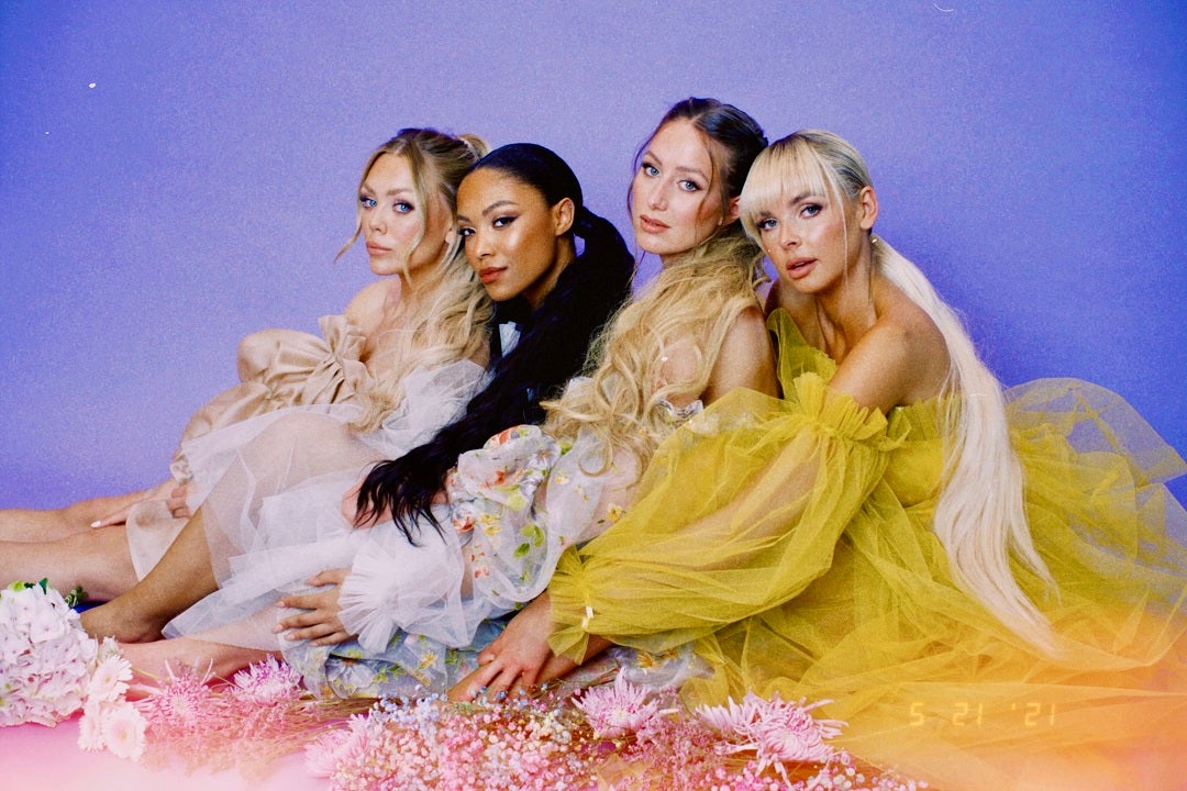 Ponytail – Collaboration with Adam Lukacs