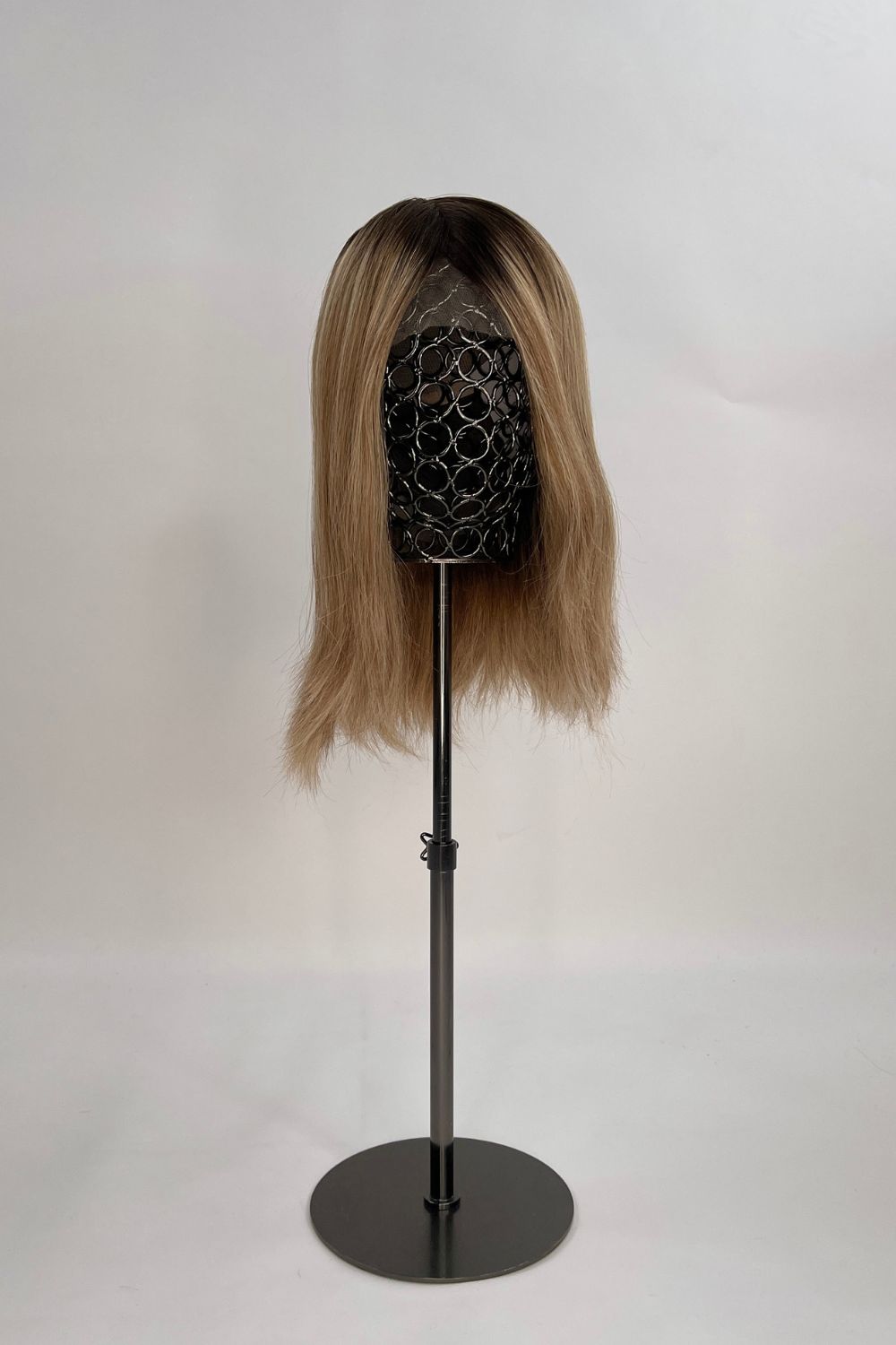 Serena Wig – dark brown root lighter brown lengths, 30cm full-lace wig; 100% Remy hair with transparent Swiss lace; shown on wig stand.