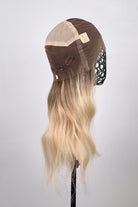 BHBD Vigorous wig: 40cm, äkta blond balayage peruk. Full lace, justerbar storlek. 100% Remy hår, handknutet. Naturligt utseende.