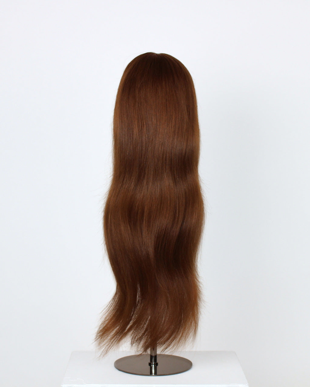 Arianna Wig – 50cm natural brown Remy hair wig on mannequin, showing layered back style and lace cap construction.