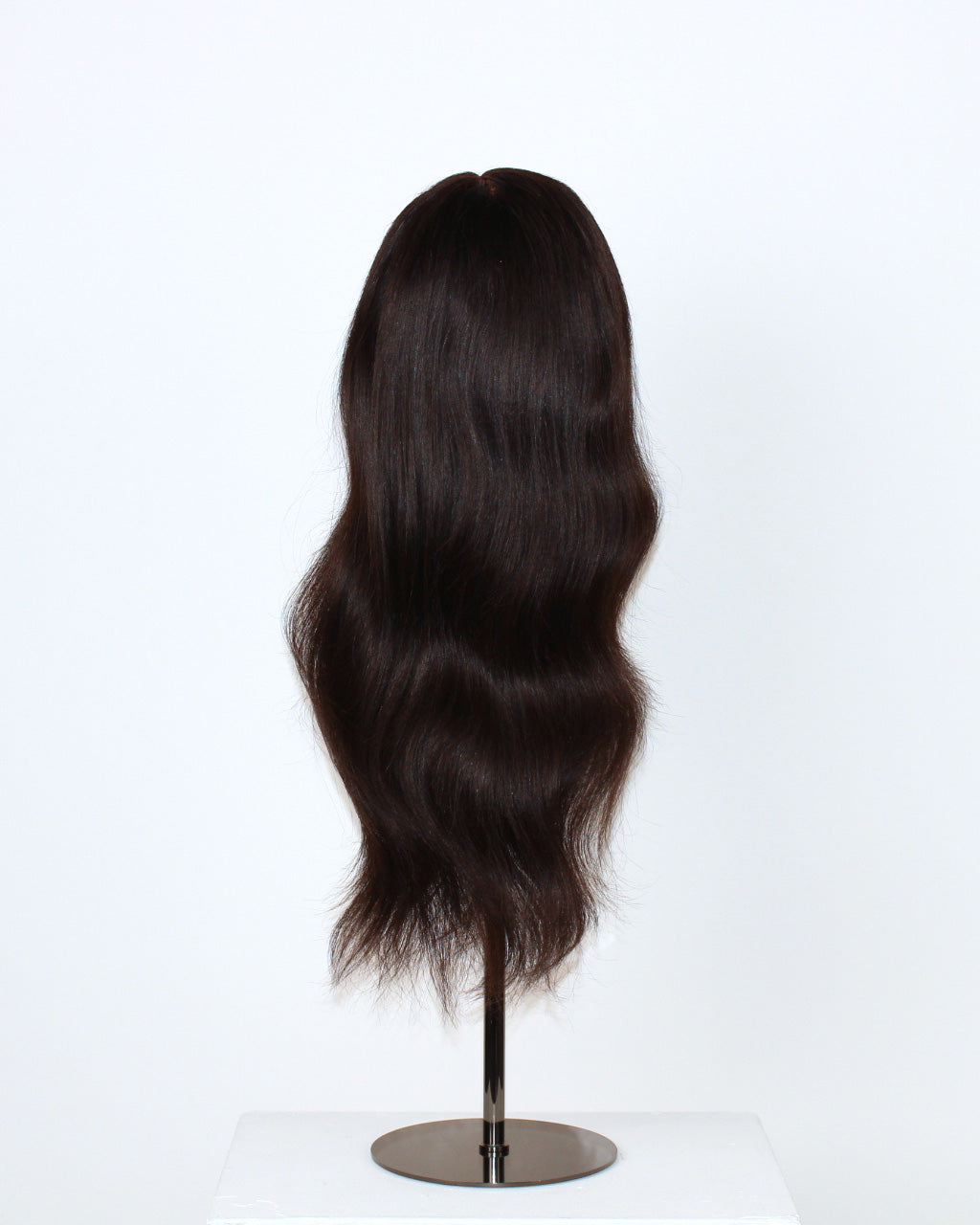 Aurora Wig – 40cm black Remy hair lace wig on mannequin, showing layered cut and lace cap construction.